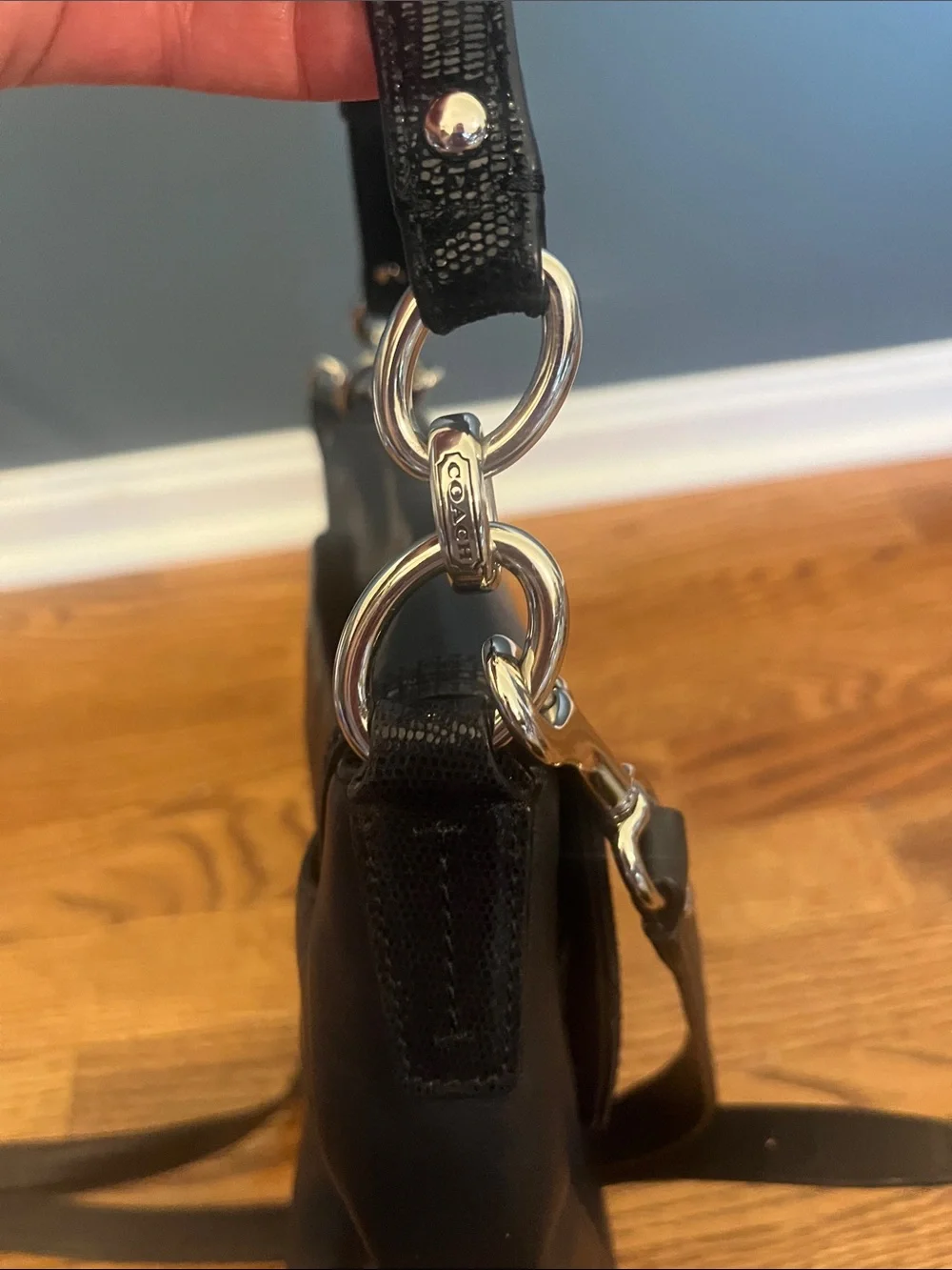 Coach authentic black